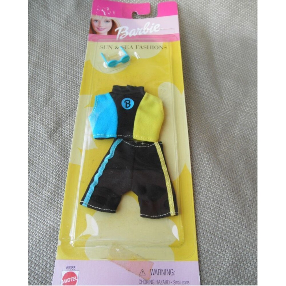 NEW 1999 VINTAGE, by MATTEL #68085, BARBIE, SUN & SEA FASHIONS